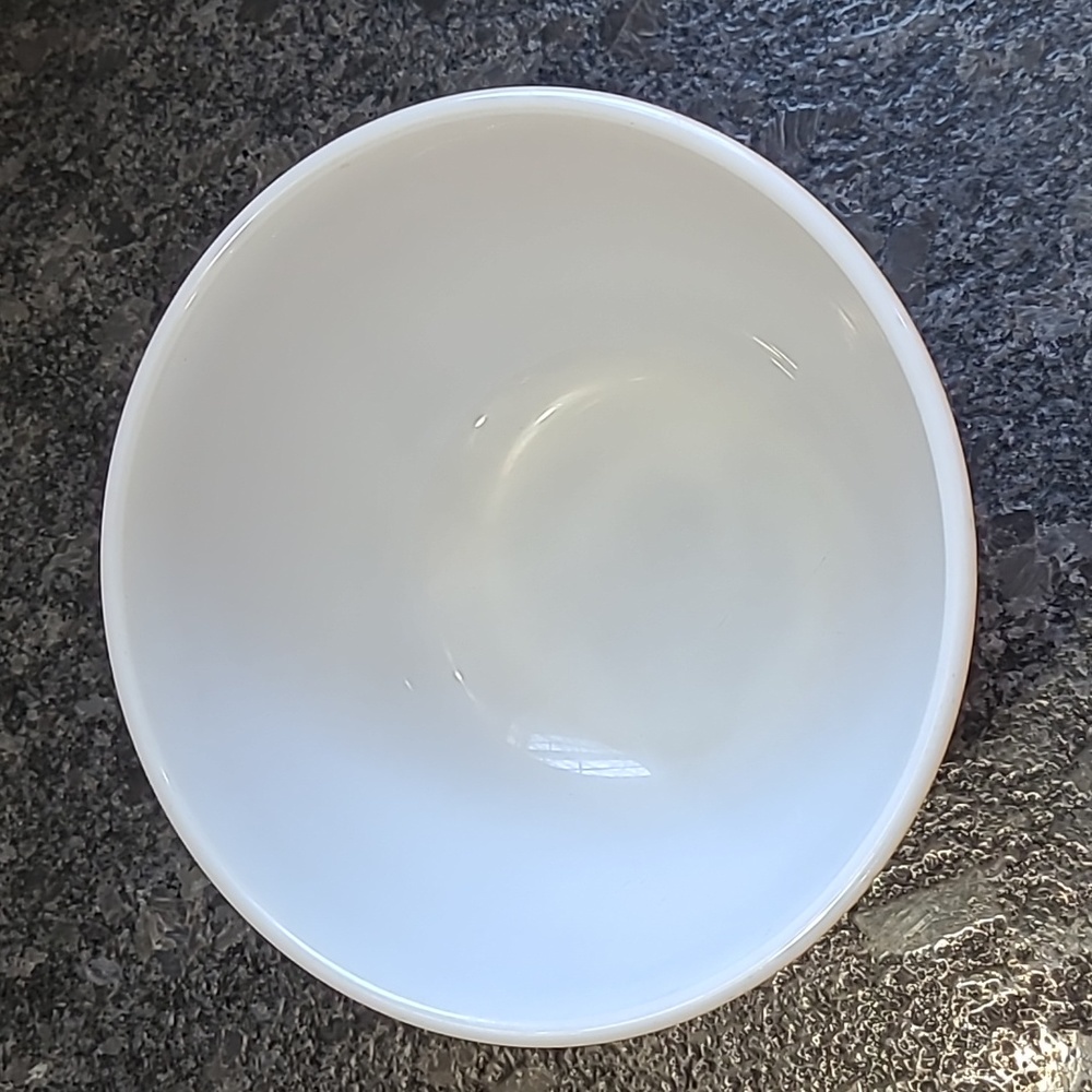 VTG Pyrex Woodland 1.5qt Mixing Bowl - Picture 6 of 7